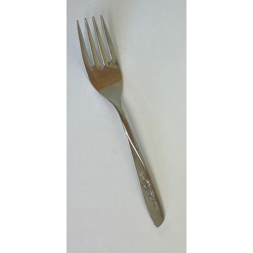 ONEIDA WM A ROGERS SWEET BRIAR ROSE  SALAD FORK GLOSSY‎ STAINLESS